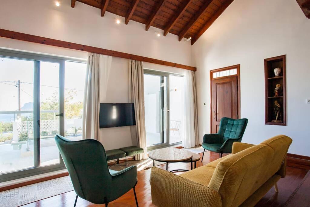 Chania Living Stories Villa With Piano Bagian luar foto