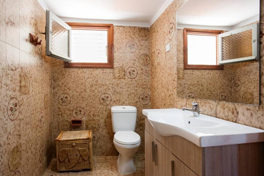 Chania Living Stories Villa With Piano Bagian luar foto